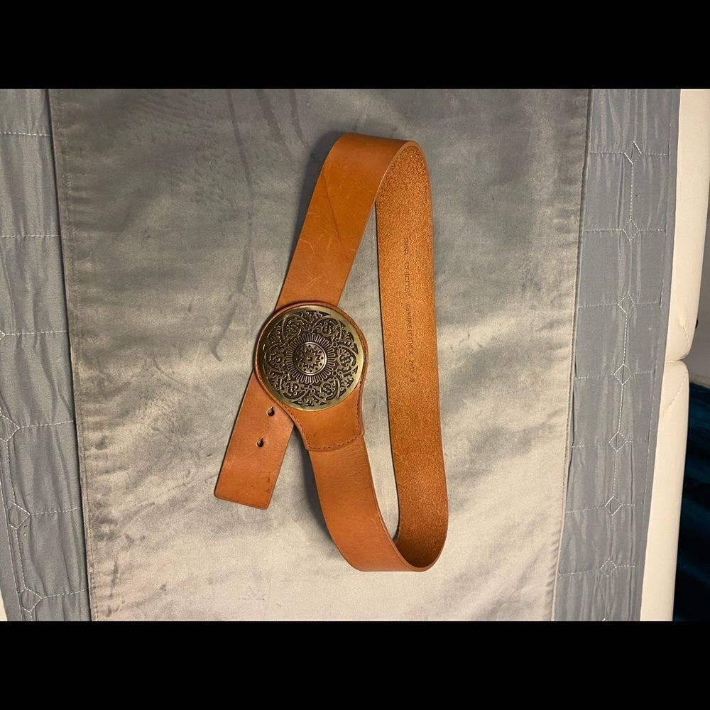 Chico’s genuine leather belt, S
